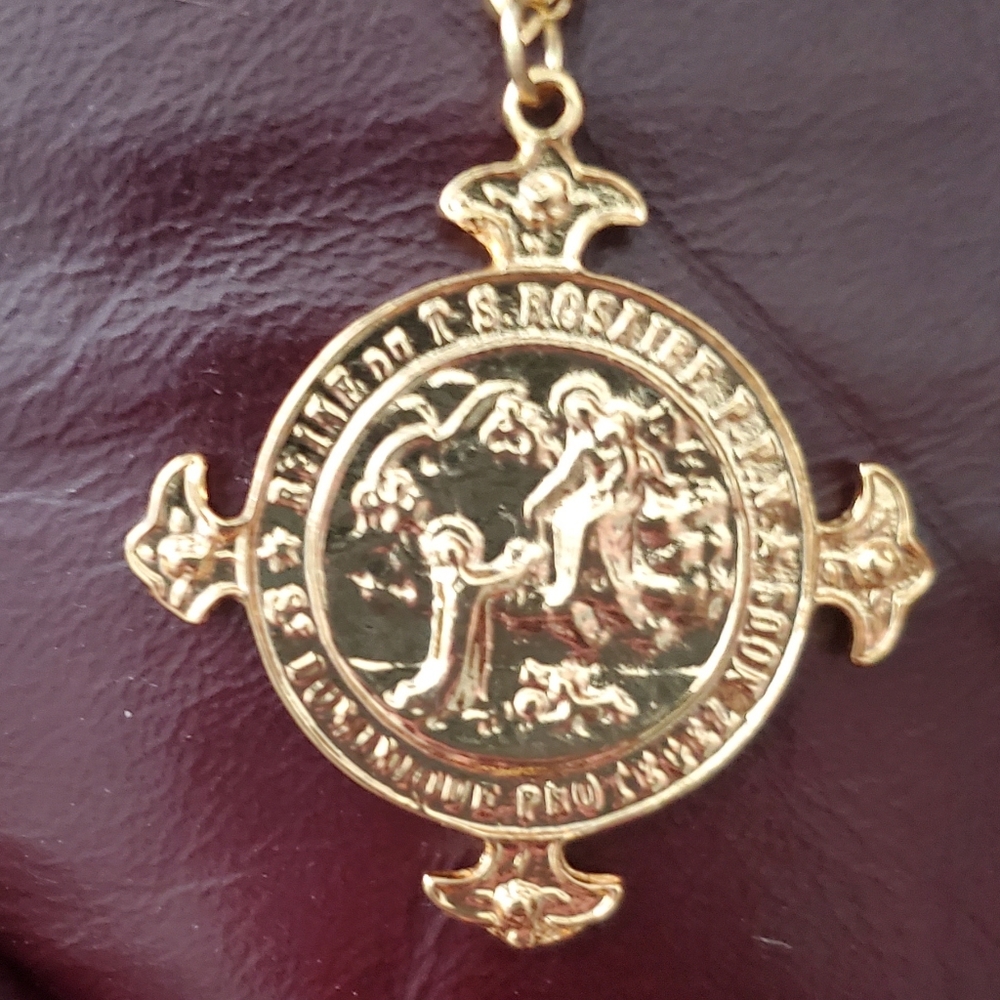 Ladies necklace